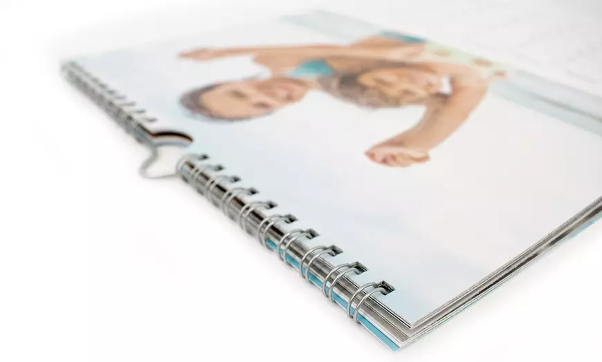 Image 6: Faites de chaque mois une fête avec un calendrier photo personnalisé