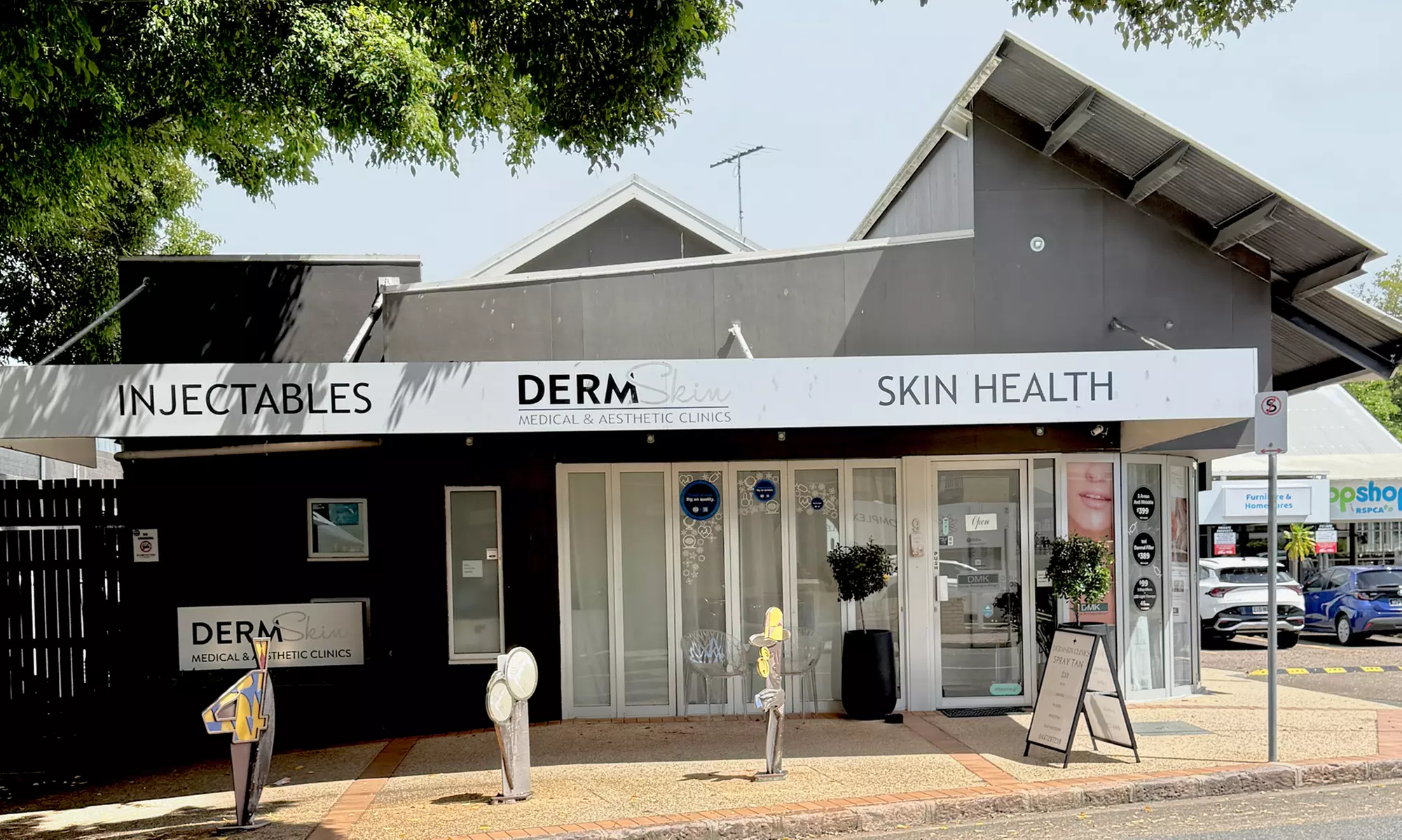 Glow Your Skin with 60 Minute Ultimate Hydrating Facial with Optional LED at Dermskin Clinic (Up to 59%Off) - Image 4