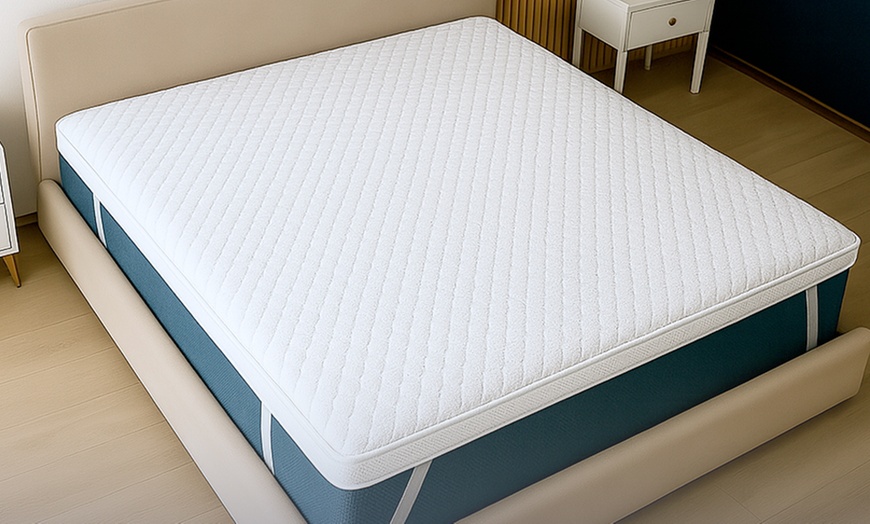 Image 1: Surmatelas en mousse à mémoire de forme de 5 cm