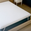 Image 1: Surmatelas en mousse à mémoire de forme de 5 cm
