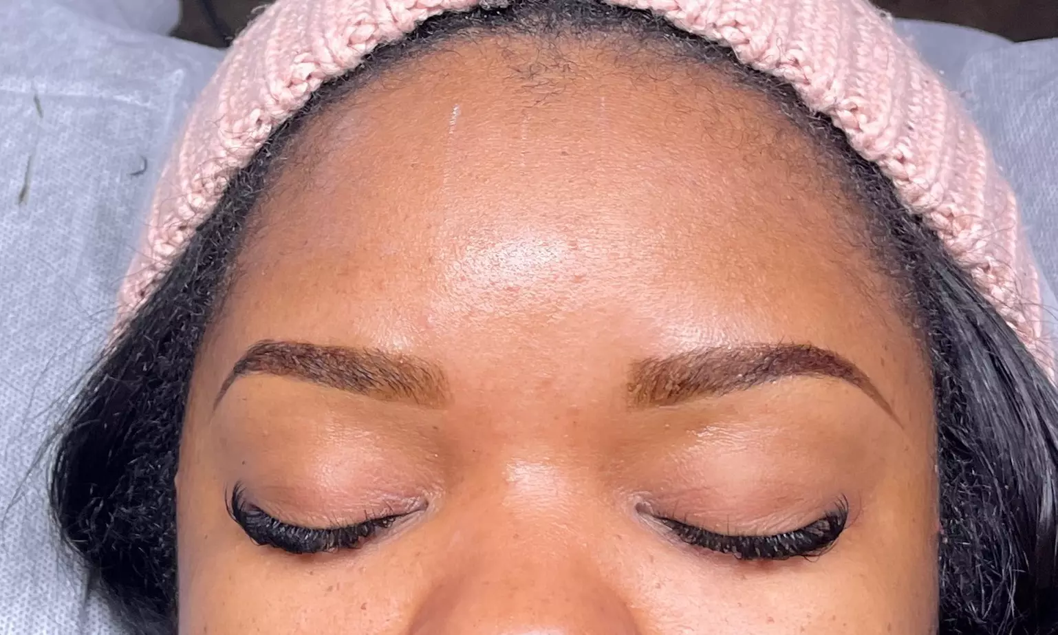 Get Defined Brows with Eyebrow Wax & Tint