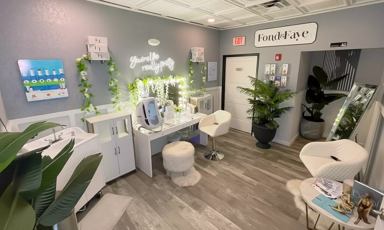 Three, Six, Nine, or Twelve Snella Non-Invasive Laser Lipo Sessions