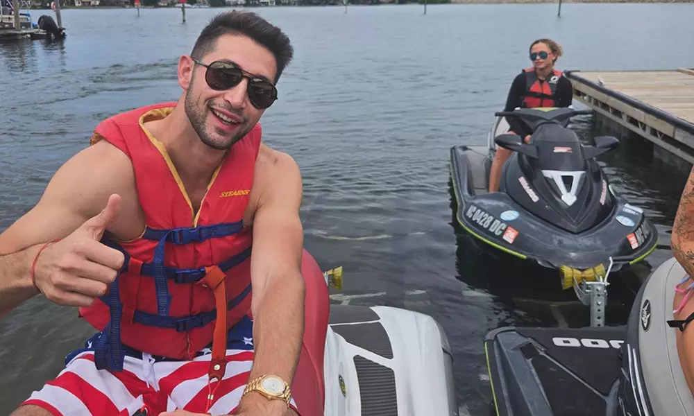 Explore Scenic Lakes with 2 or 3-Hour Jet Ski Rental for One Rider