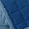 Image 9: Italian 4-Season Two-Tone Hypoallergenic Quilt