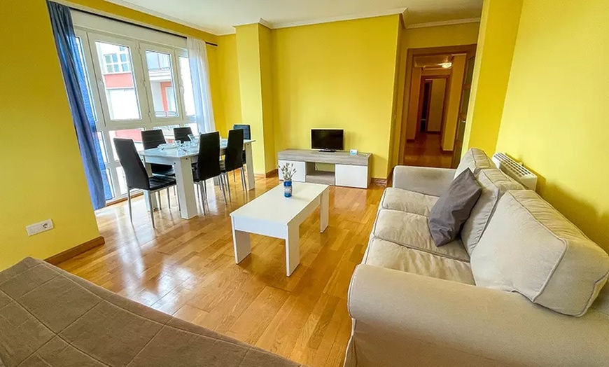 Image 8: Lugo: 2, 4 o 6 noches en apartamento para hasta 6 personas