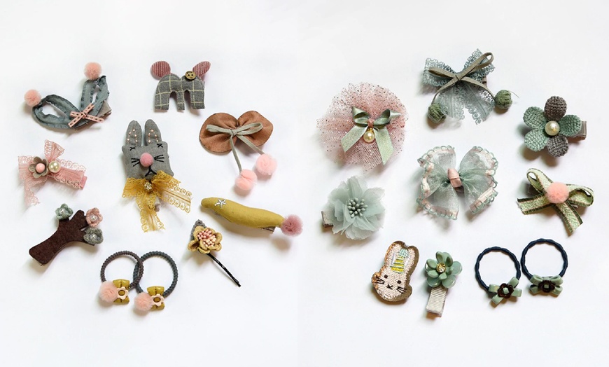 Image 22: Children's Hair Clips