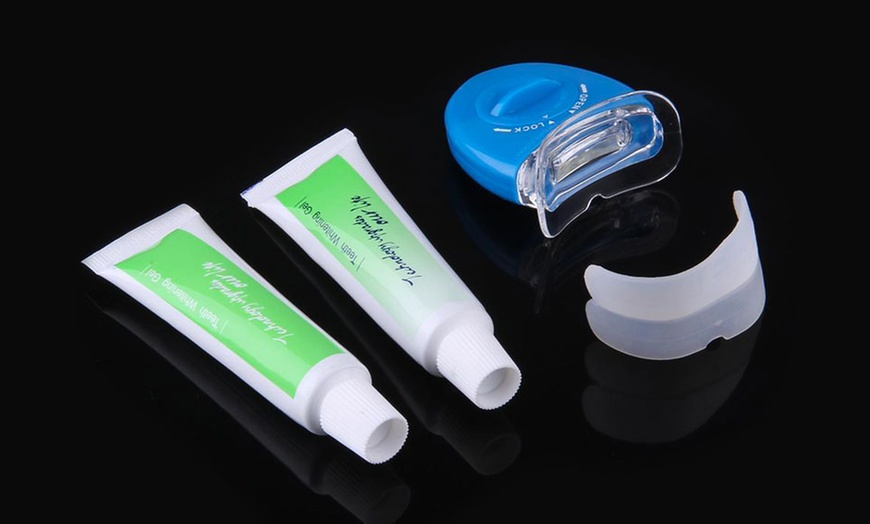 Image 3: White Light Whitening Kit