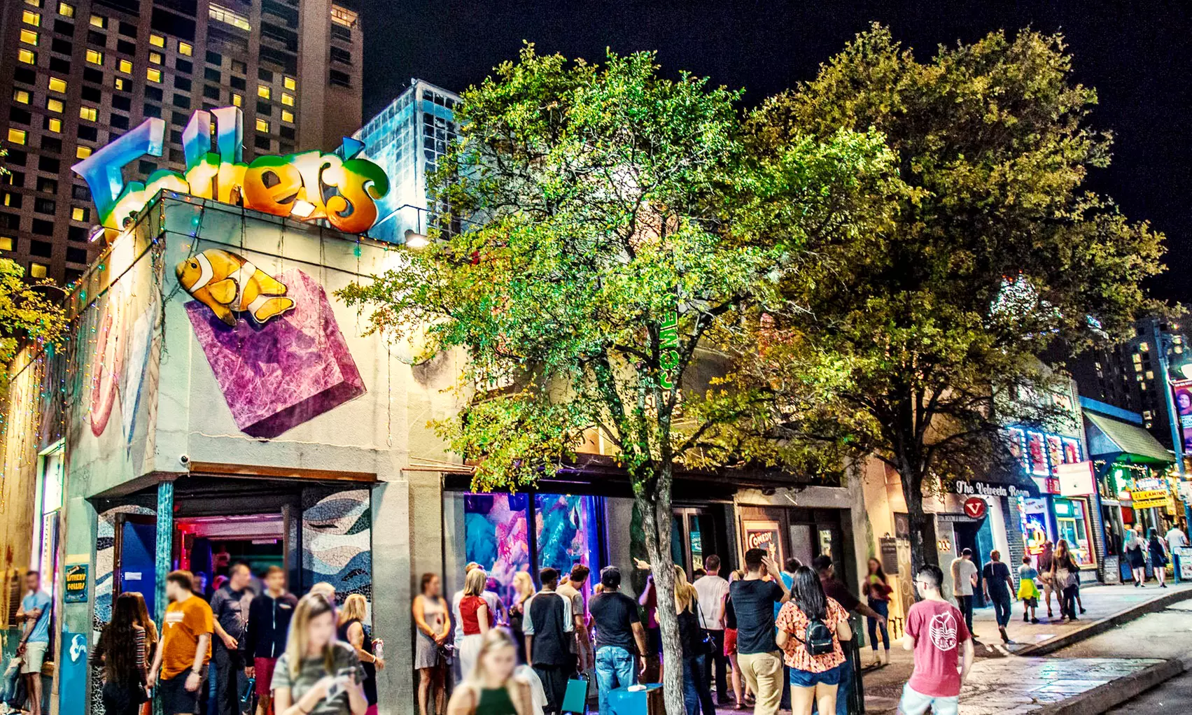 SNL-Style Comedy and Vegas-Style Magic at Esther's Follies (Aug 8-22)