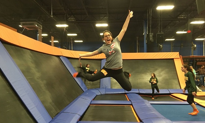 Image 5: All-Day Jump Pass at Sky Zone Laveen - Up to 21% Off