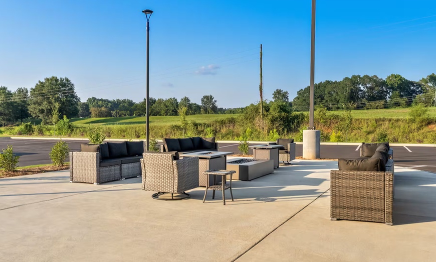 Image 19: Cozy & Comfortable stay close to Maxwell Airforce Base