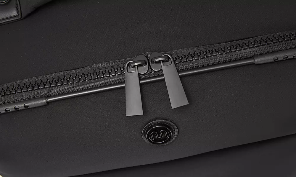 Valigia leggera in tessuto morbido da 20 pollici