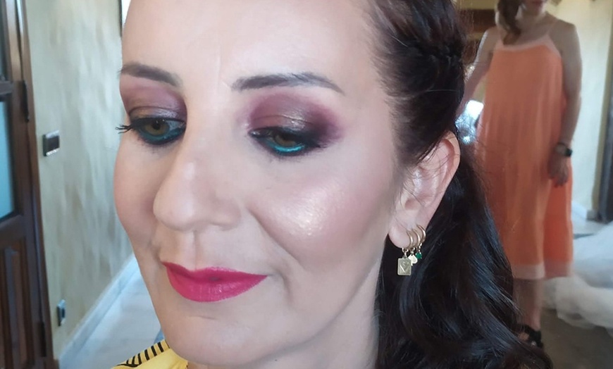 Image 15: Maquillaje y peluquería a domicilio para eventos o para novia