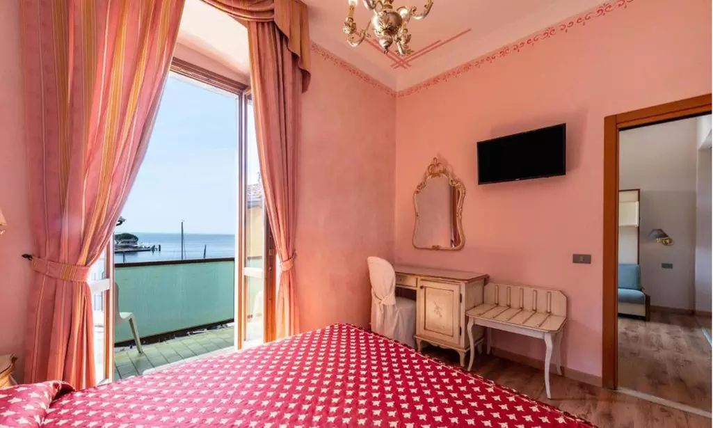 Lago di Garda: soggiorno con colazione o mezza pensione e Spa