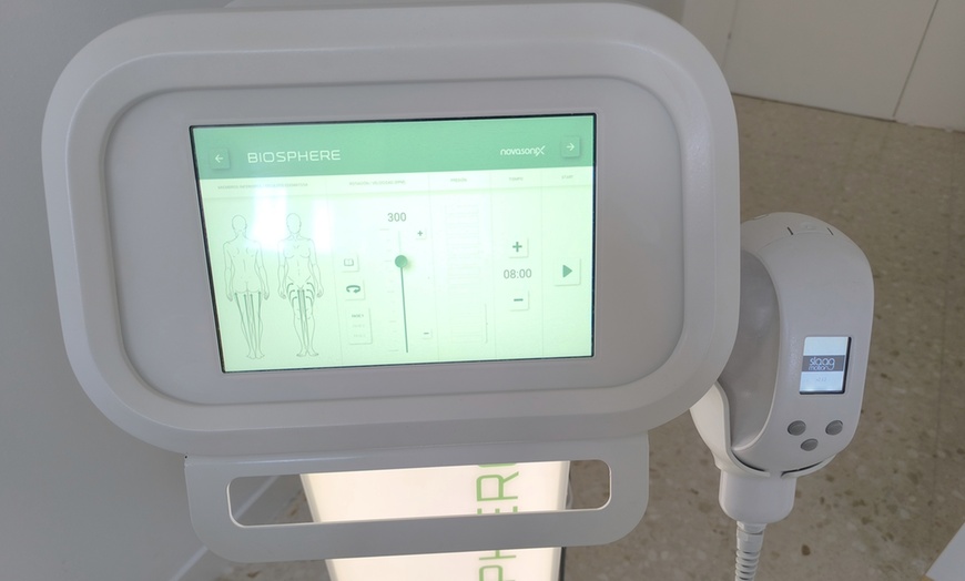 Image 4: Tratamiento remodelante Biosphère con presoterapia: 2, 4 o 6 sesiones 