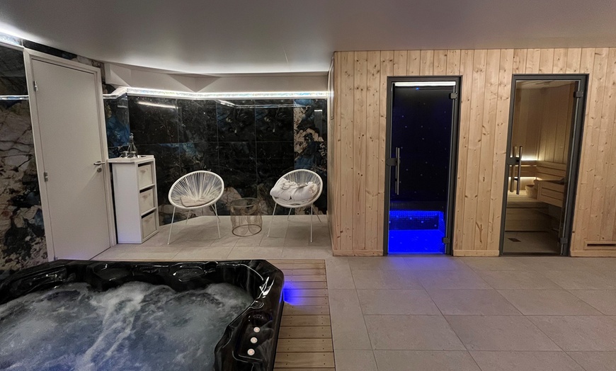 Image 4: Spa privatif pour 2 à 6 personnes avec Spa Deauville