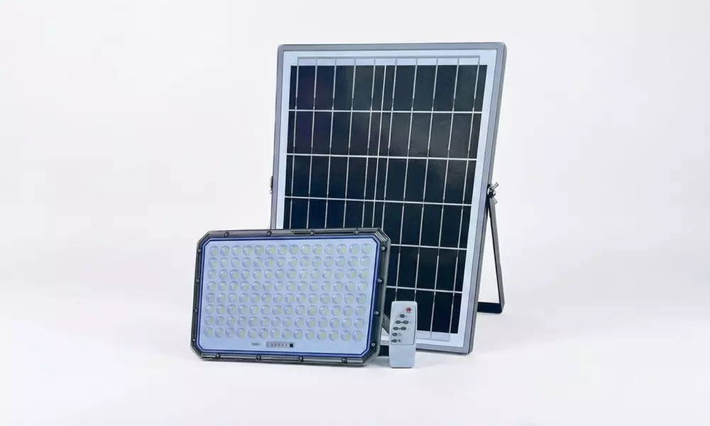 Faro solare LED con potenza fino a 5000W