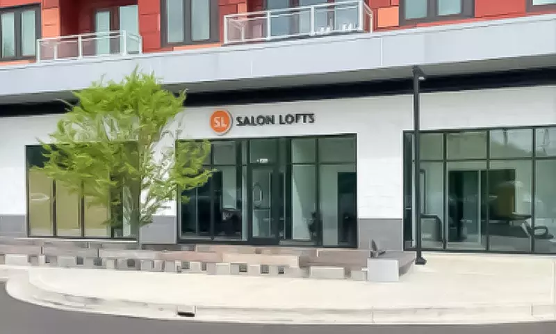 Classic, Hybrid, or Volume Eyelash Extensions w/ Optional 2-Week Fill