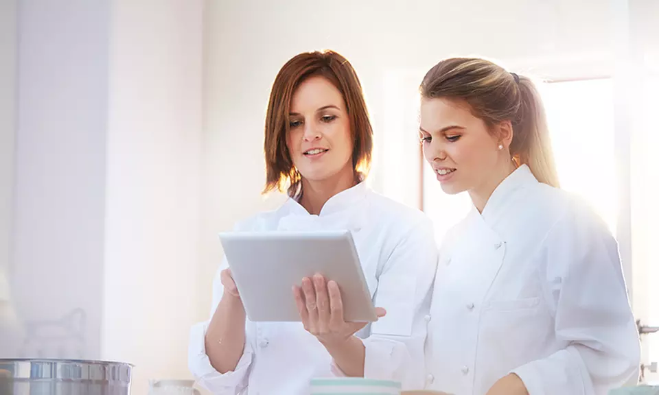 Elevate Your Chocolate Craft with Expert-Led Courses