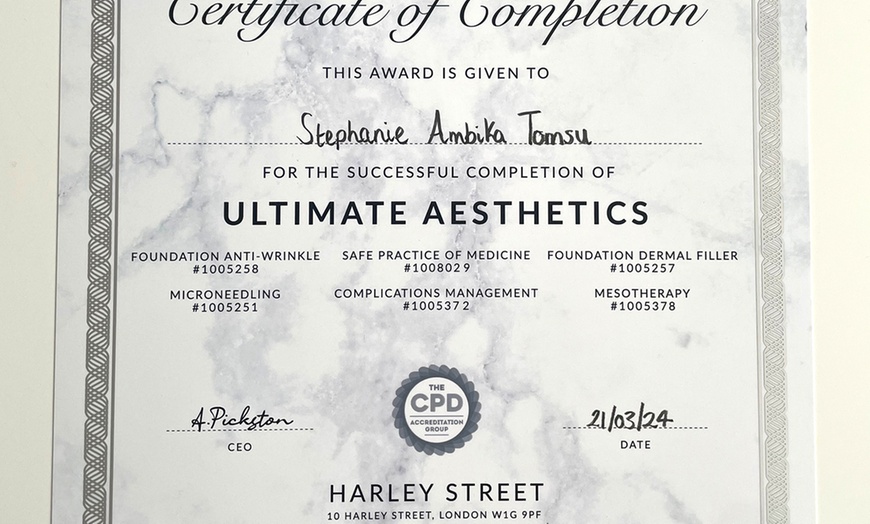 Image 5: Refresh Your Skin with One  or Two Sessions of Microneedling 