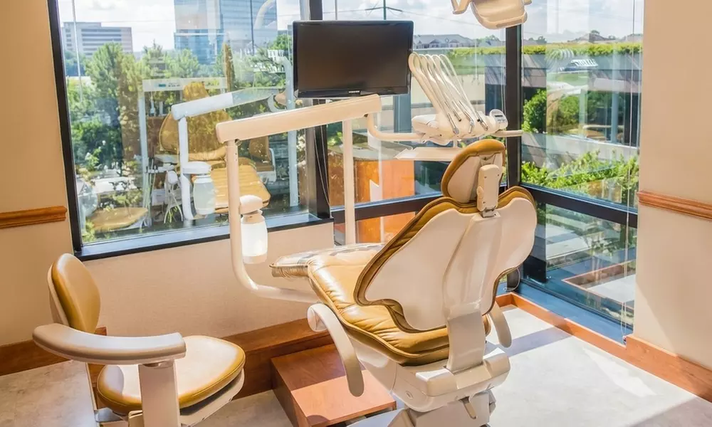 Invisalign Treatment Credit for Straighter Smile with Consultation