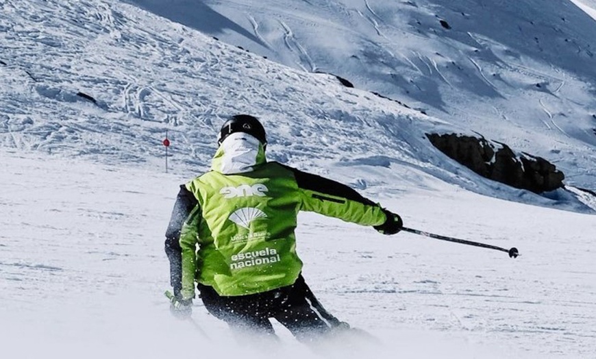 Image 5: Alquiler de equipo de esquí o snowboard a elegir entre 1, 2 o 3 días