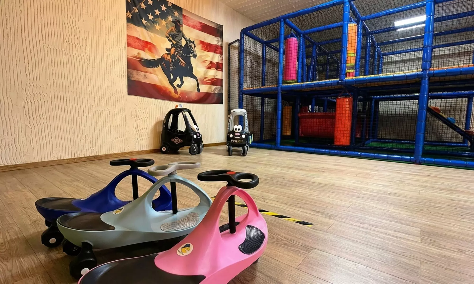 Zabawa na Dzikim Zachodzie: Wejście na salę zabaw dla 1-4 dzieci