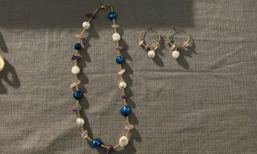 Image 8: Taller de creación de joyas con vino ilimitado para 1 o 2 personas 