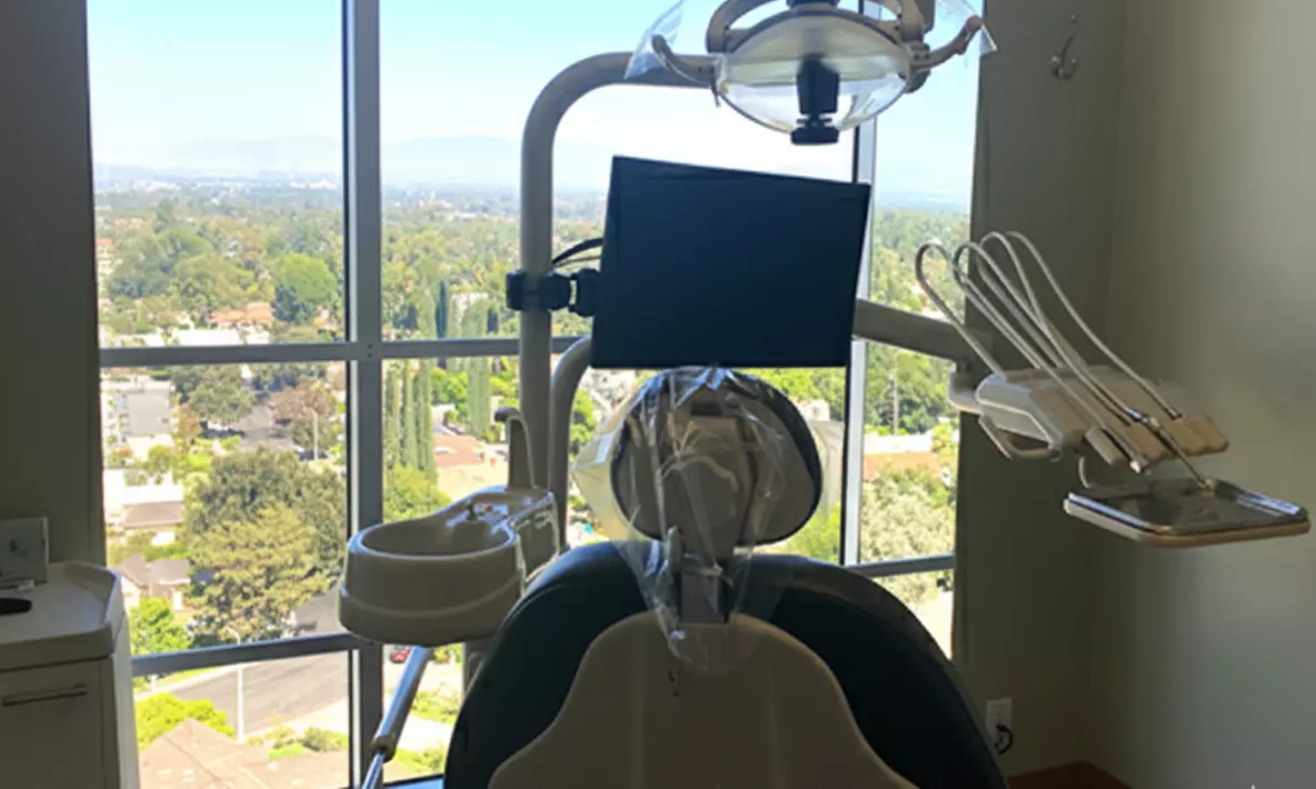 Dental Exam with X-Rays & Cleaning or Regular Whitening Treatment