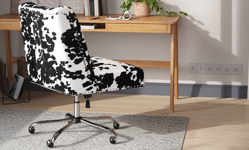 Image 4: Swivel Office Chair with Milk Cow Print