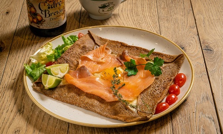 Une galette salée au choix et une crêpe sucrée au choix pour 2 personnes