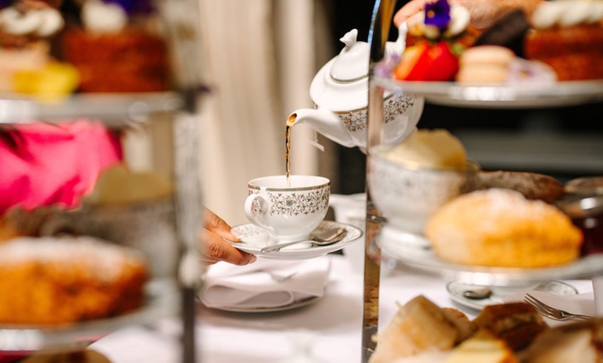 Image 2: Enjoy Sparkling Afternoon Tea with Prosecco For Up to Four People 