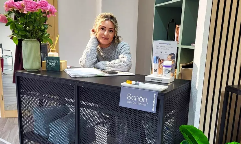 Luxus-Verwöhnpaket: Gesichtsbehandlung & Wellness-Pediküre