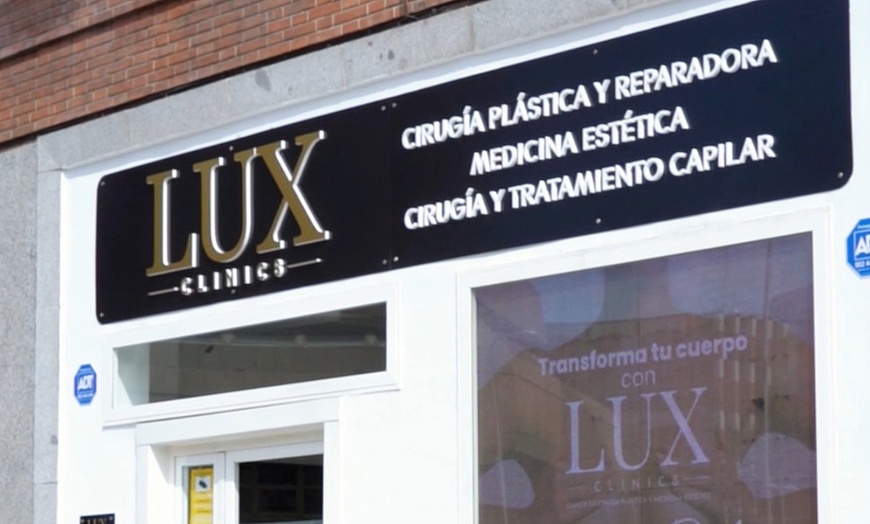 Image 5: Vial infiltrado de relleno dérmico en zona a elegir