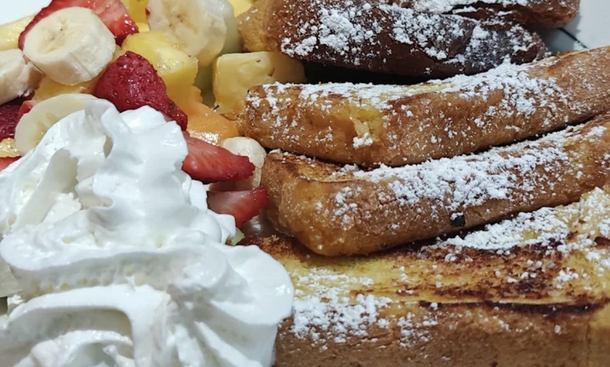 Image 14: Get a $50 or $100 Dining Credit