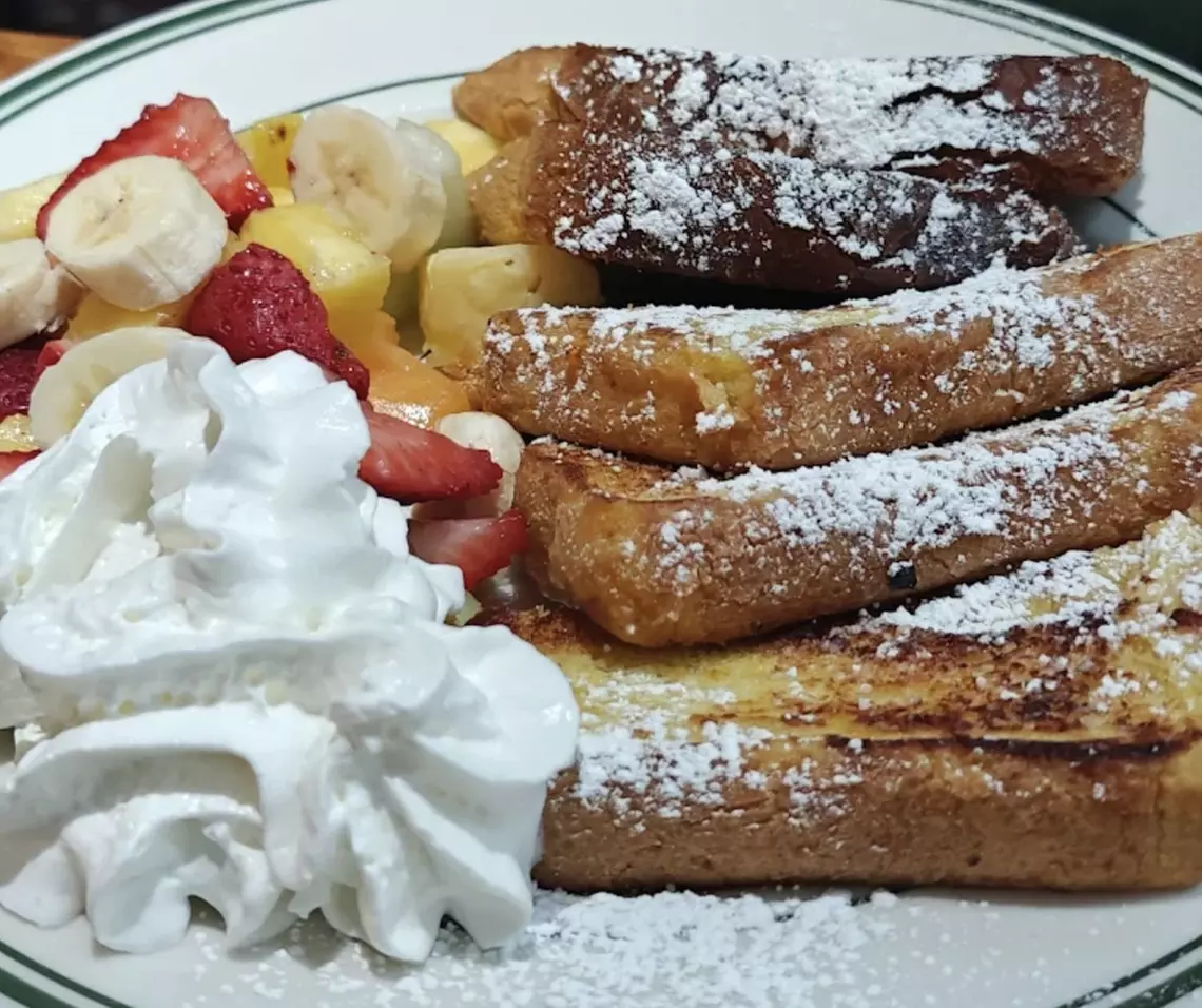 Get a $50 or $100 Dining Credit