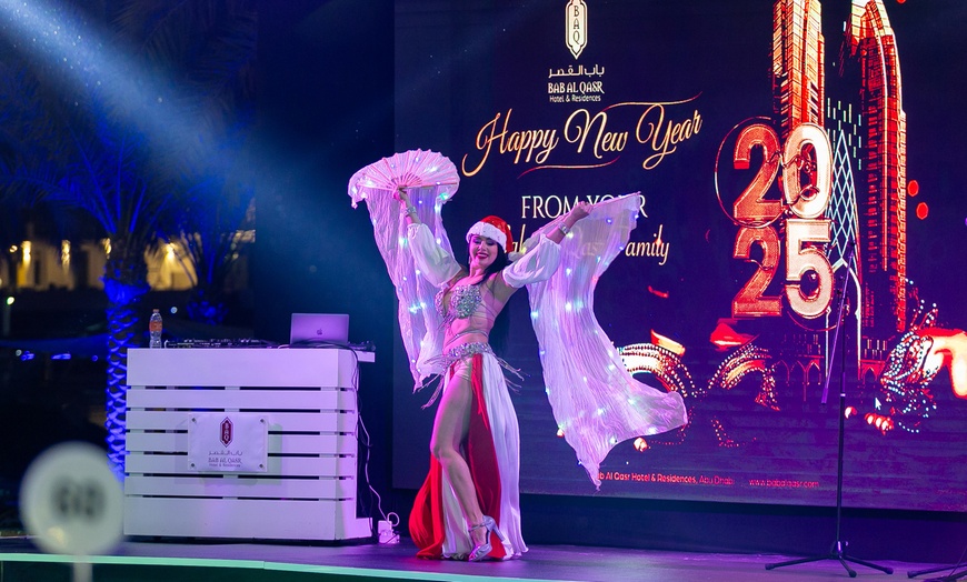 Image 10: 5* New Year Eve Gala Dinner w/ Choice of Beverages or Premium Package