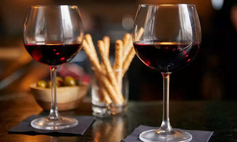 Wine Tasting for Two, Four, or Six & $5 Off Bottles of Wine Per Person