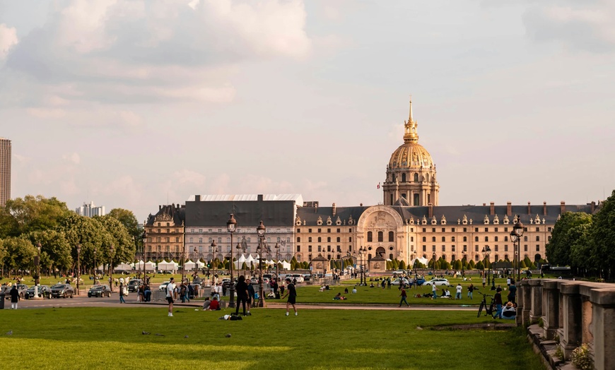 Image 13: ✈ Paris: 5-Day Getaway with Air & Hotel from Worldee