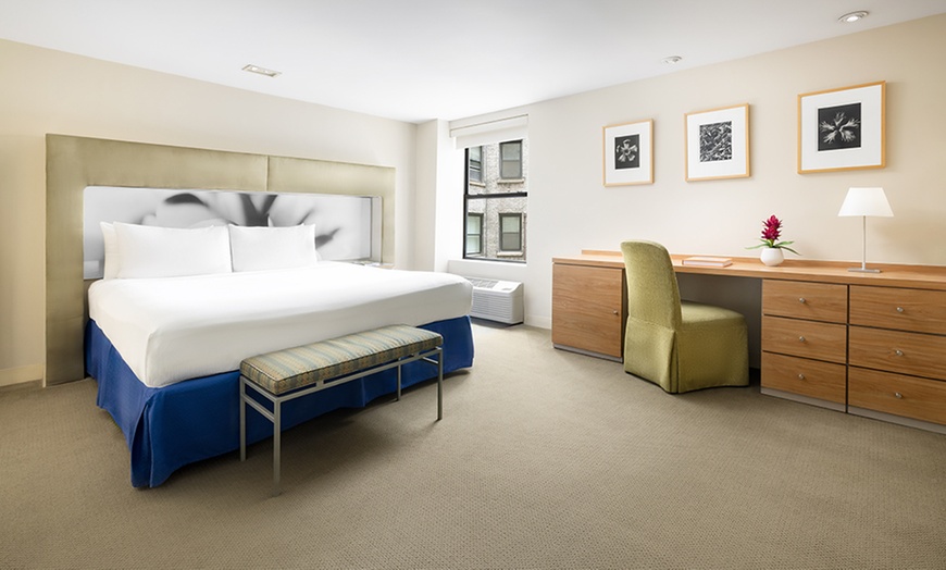 Image 8: Prime Midtown Location with Stylish Rooms and Easy City Access