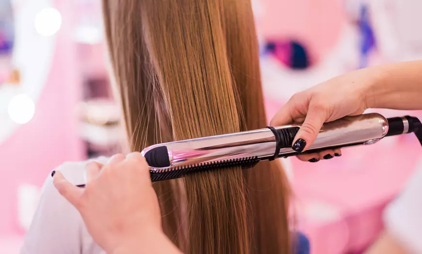 Image 1: Sesión de peluquería con alisado de queratina brasileño 