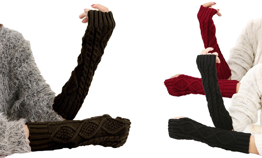 Image 6: Up to Four Pairs of Soft and Stretchy Arm Warmers