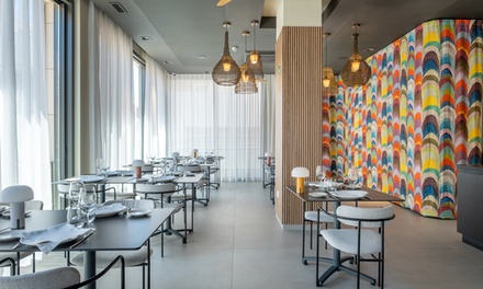 Primeras 10 compras - Para 2 personas: menú gourmet con 4 pases y 1 botella de vino - Amura Restaurante & Rooftop