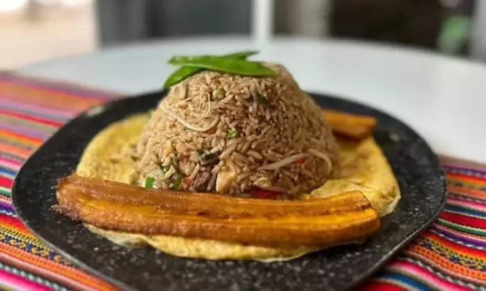 Menú mediterráneo-peruano para 2 o 4 personas con opción a cócteles