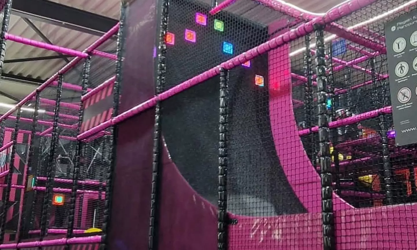 Kids Play, Jumparena, Lasertag oder Ninja Parcours für bis zu 4 Pers.