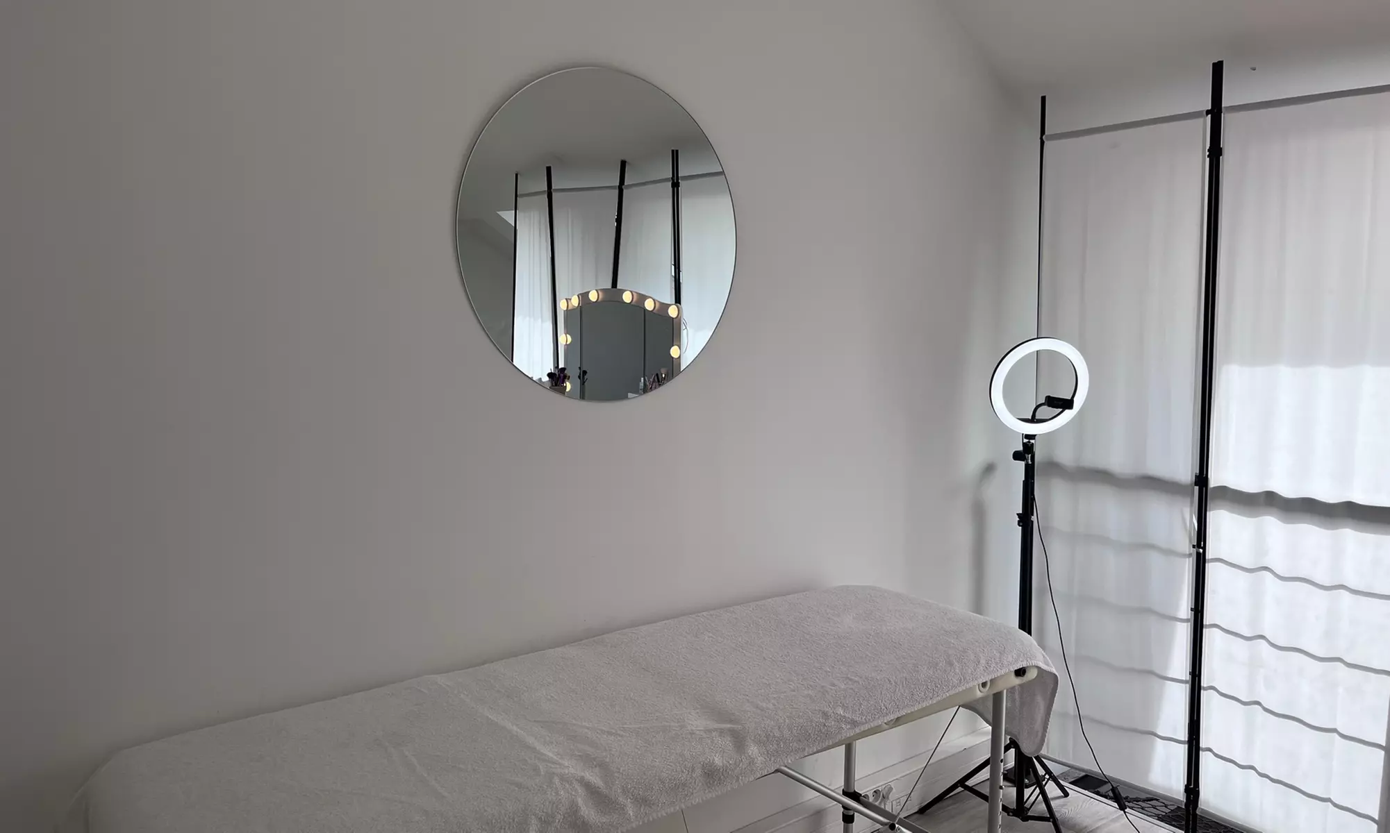 Ongles sublimés à Nantes : beauté des mains / pieds et semi-permanent