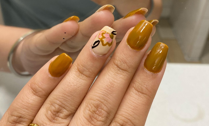Image 1: Nail Extensions (Acrylic Nails, Gel Nails, Nail Tips) or Nail Art 