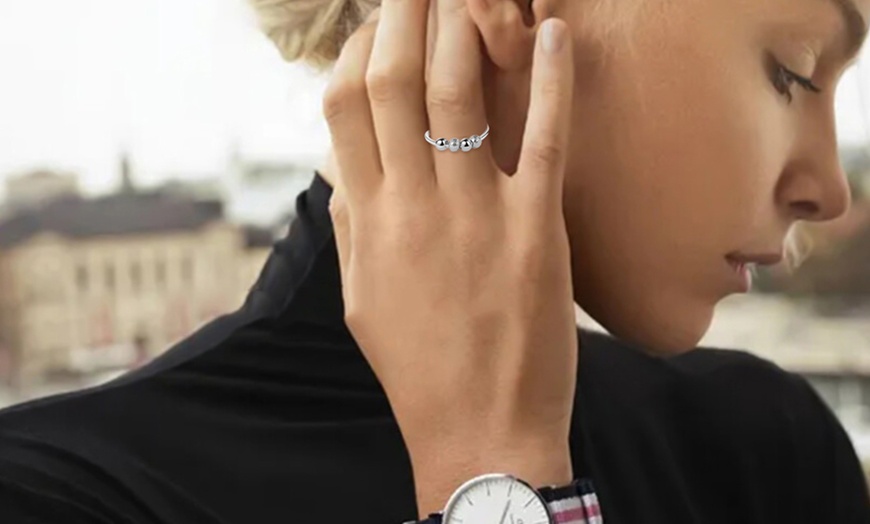 Image 15: Stress-Relieving Spinner Rings with Adjustable Designs