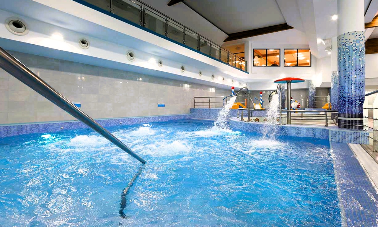 Mazury, Ostróda: pokój dla 2 osób z wyżywieniem, basenem i masażem