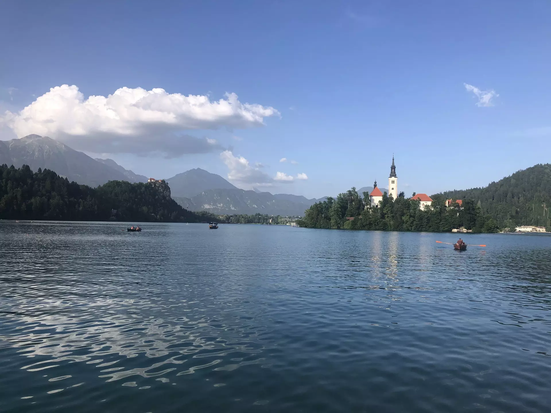 ✈ 7-Days in Slovenia w/ Air, Car & Hotel from Worldee