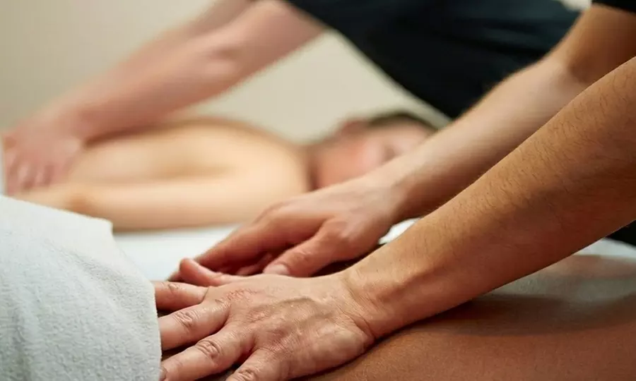 Ritual de masaje relajante 30 o 60 minutos con zumo de frutas y vela